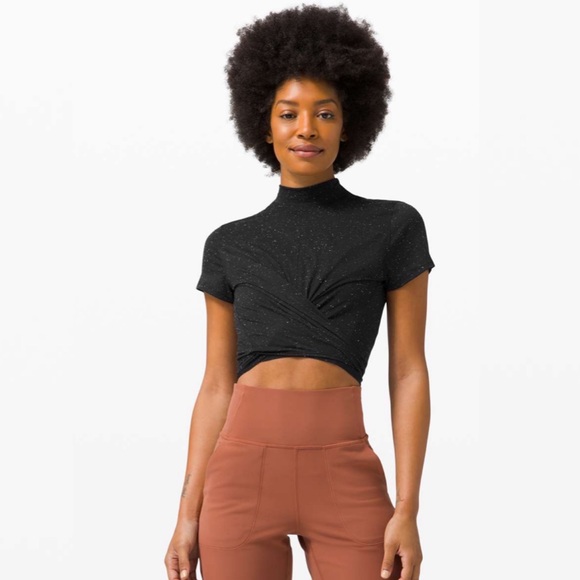 Lululemon Time to Restore Mock Neck Short Sleeve in Black and White - Picture 3 of 9